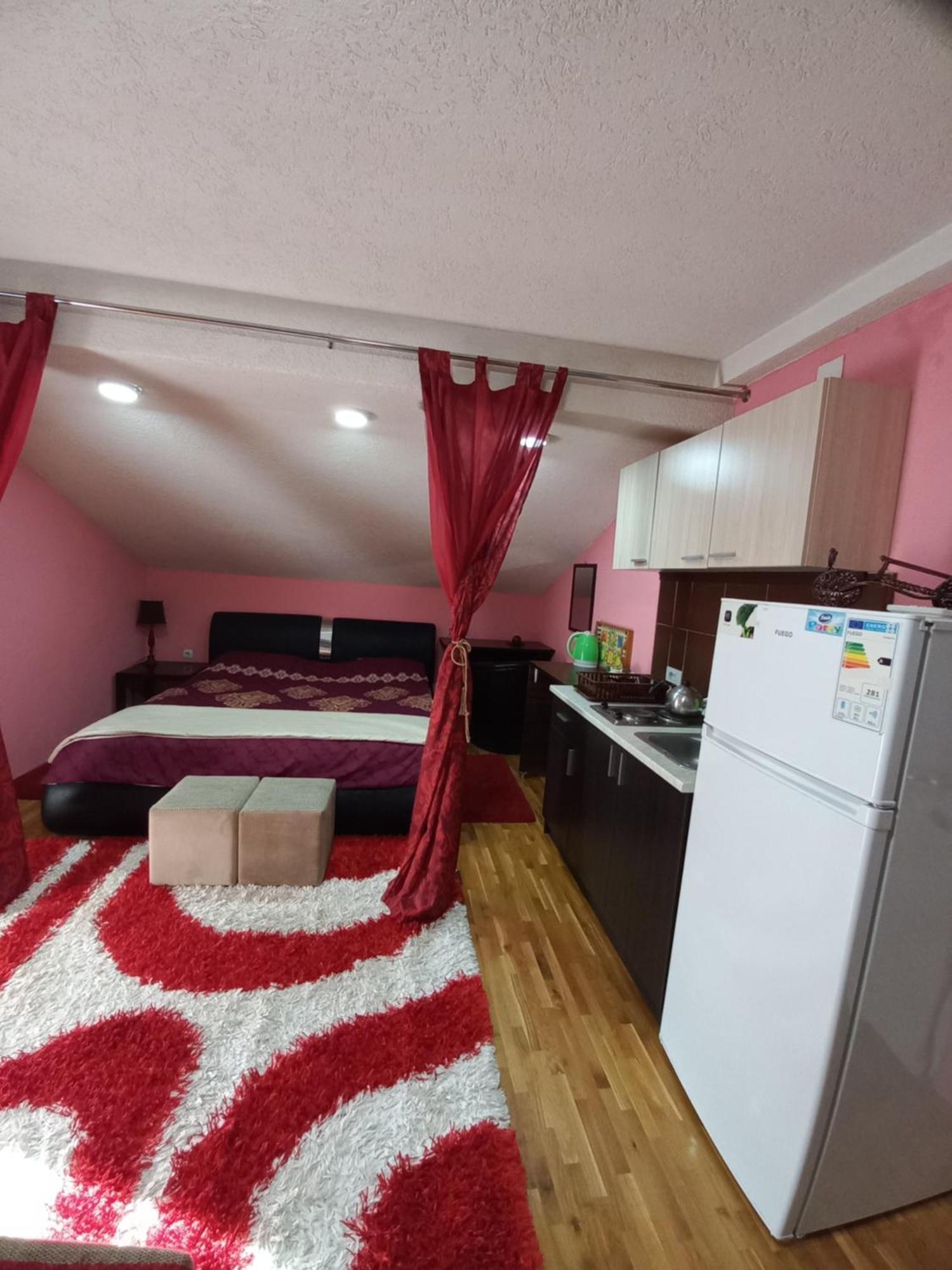 Durmitor Apartman Kumanovo Szoba fotó