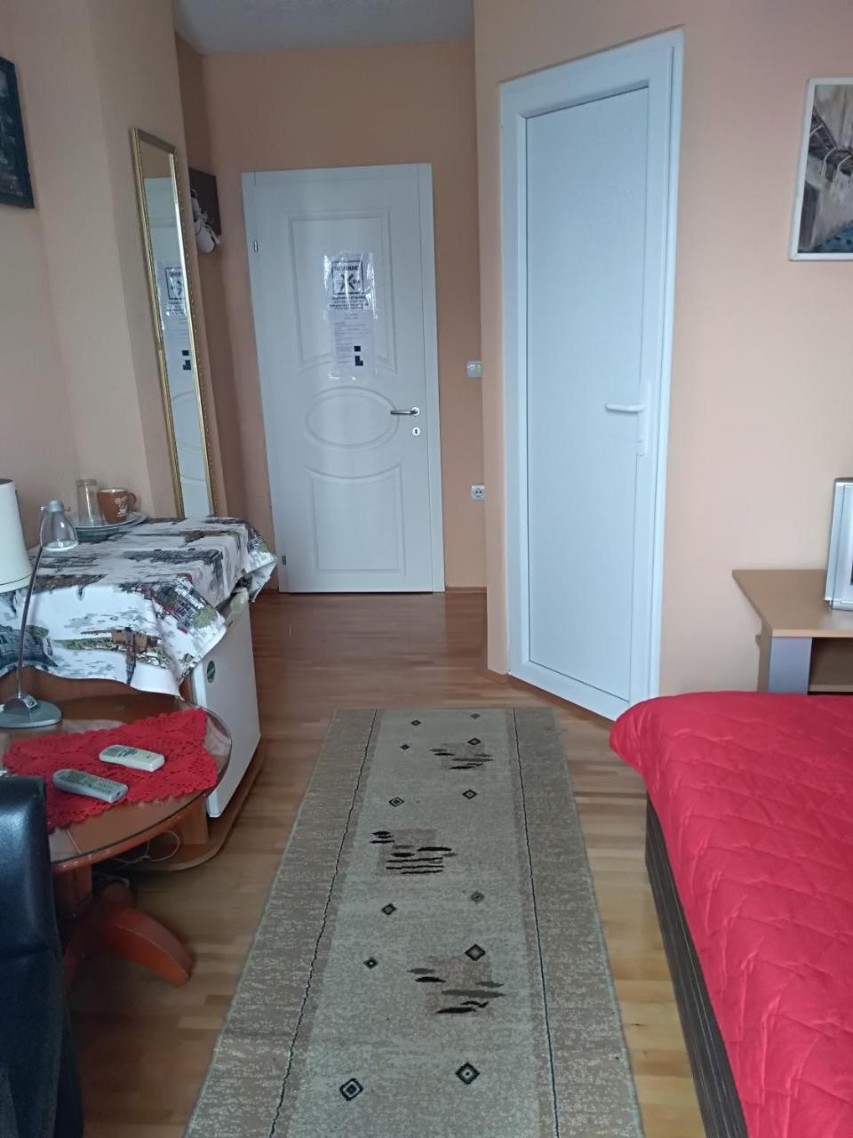 Durmitor Apartman Kumanovo Kültér fotó